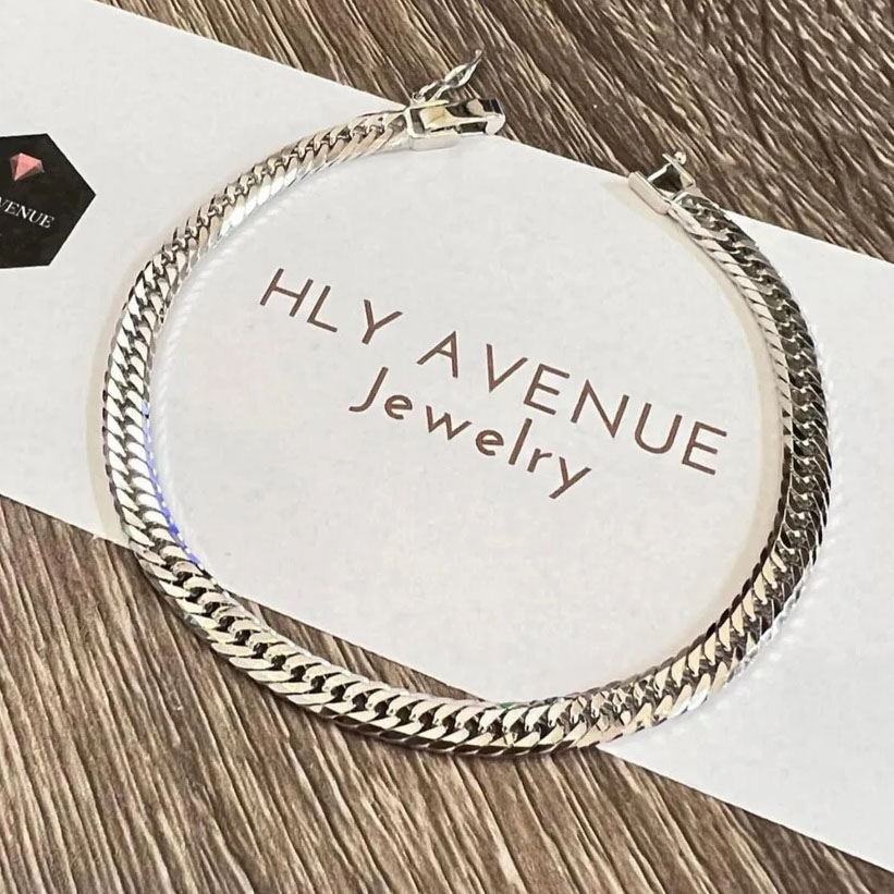 Customize Jewelry Manufacturer of  18k White Gold Japan Gold 8 Triple Cut Kihei Bracelet
