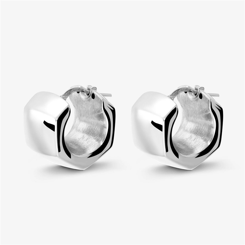 JINGYING offers high-quality earrings jewelry and private label / OEM services JINGYING offers high-quality earrings jewelry and private label / OEM services