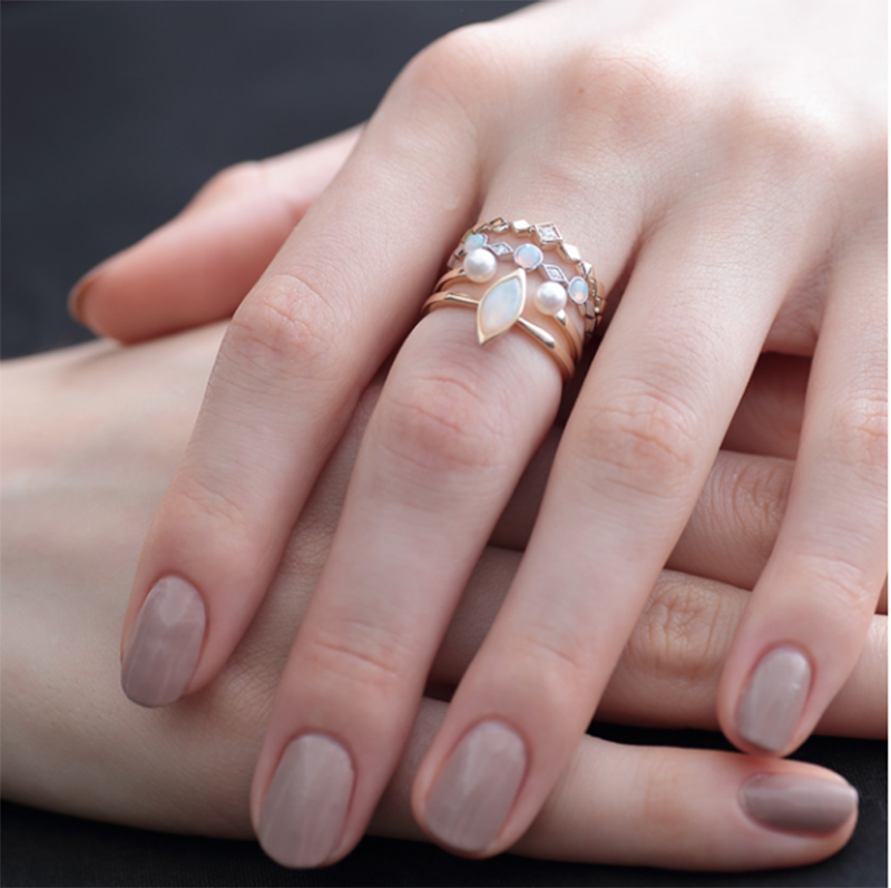 Velkoobchodní 18K zlato OEM Opálový stohovatelný prsten na zakázku od výrobců šperků