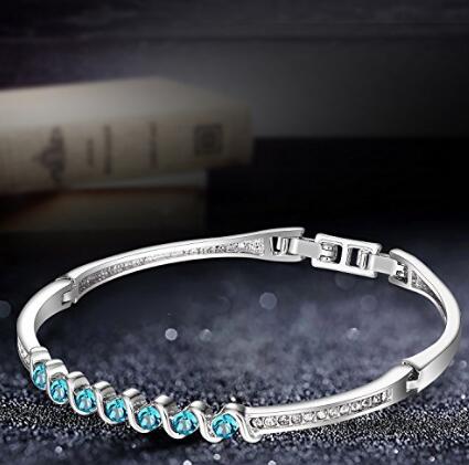 Saincheaptha mórdhíola Menton Ezil Snow White Seacht Clocha 18K White Rose Gold Plátáilte Seacht Clocha Bráisléid Bangle Jewelry Swarovski Bronntanais Nollag ar a son