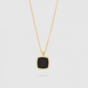 El fabricante de joyas chapado en oro de 18 quilates crea un collar para requisitos particulares para niña