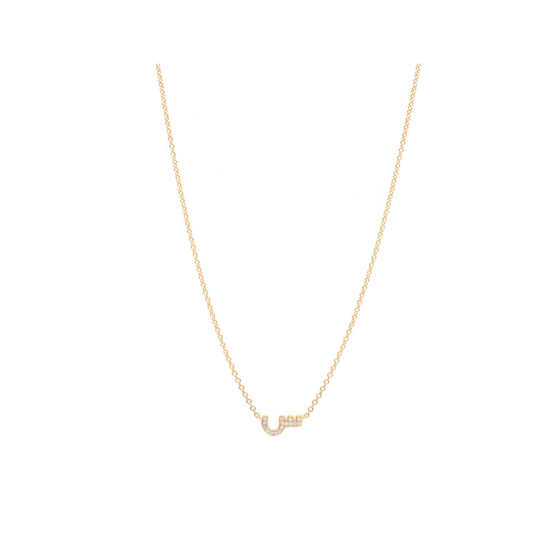 O atacadista de joias vermeil em ouro rosa 18k desenvolve os designs para seu colar ou pingente