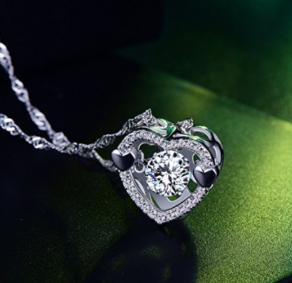 Muince Croí Rince mórdhíola saincheaptha i White Gold Plátáilte Sterling Silver le Diamond Insamhladh |Seodra siogairlín Halo ar Snámh leis an mBrí “I Love You” |Do Mhná Comóradh Cailíní Mam...