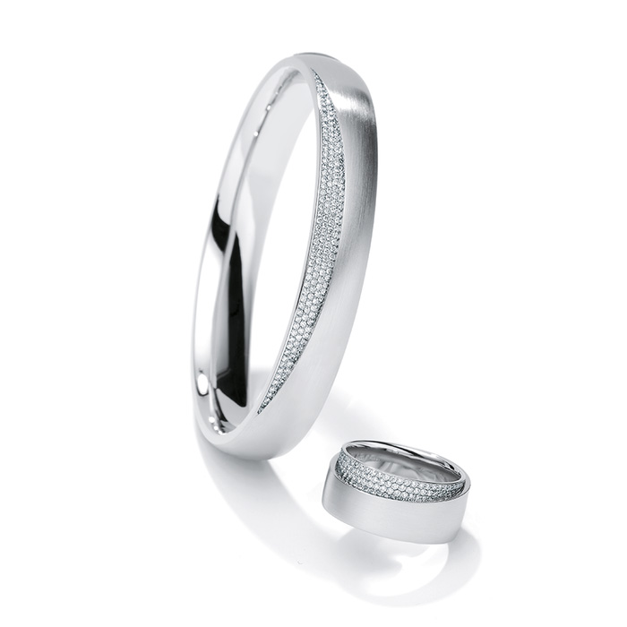 خاتم مخصص مطلي بالذهب الأبيض عيار 18 قيراط، جميع التصميمات متوفرة بالفضة الاسترليني