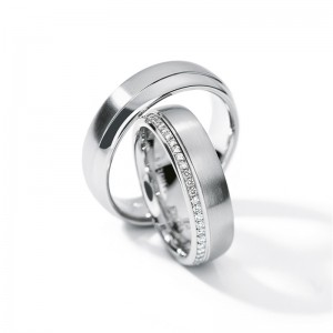 Custom Made CZ Ring White Gold Filled 925 Silver Jewelry Manufacturer