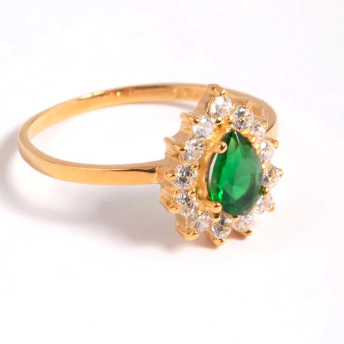 Fabricante de joias personalizadas e modernas Anel de pêra verde em prata esterlina banhada a ouro