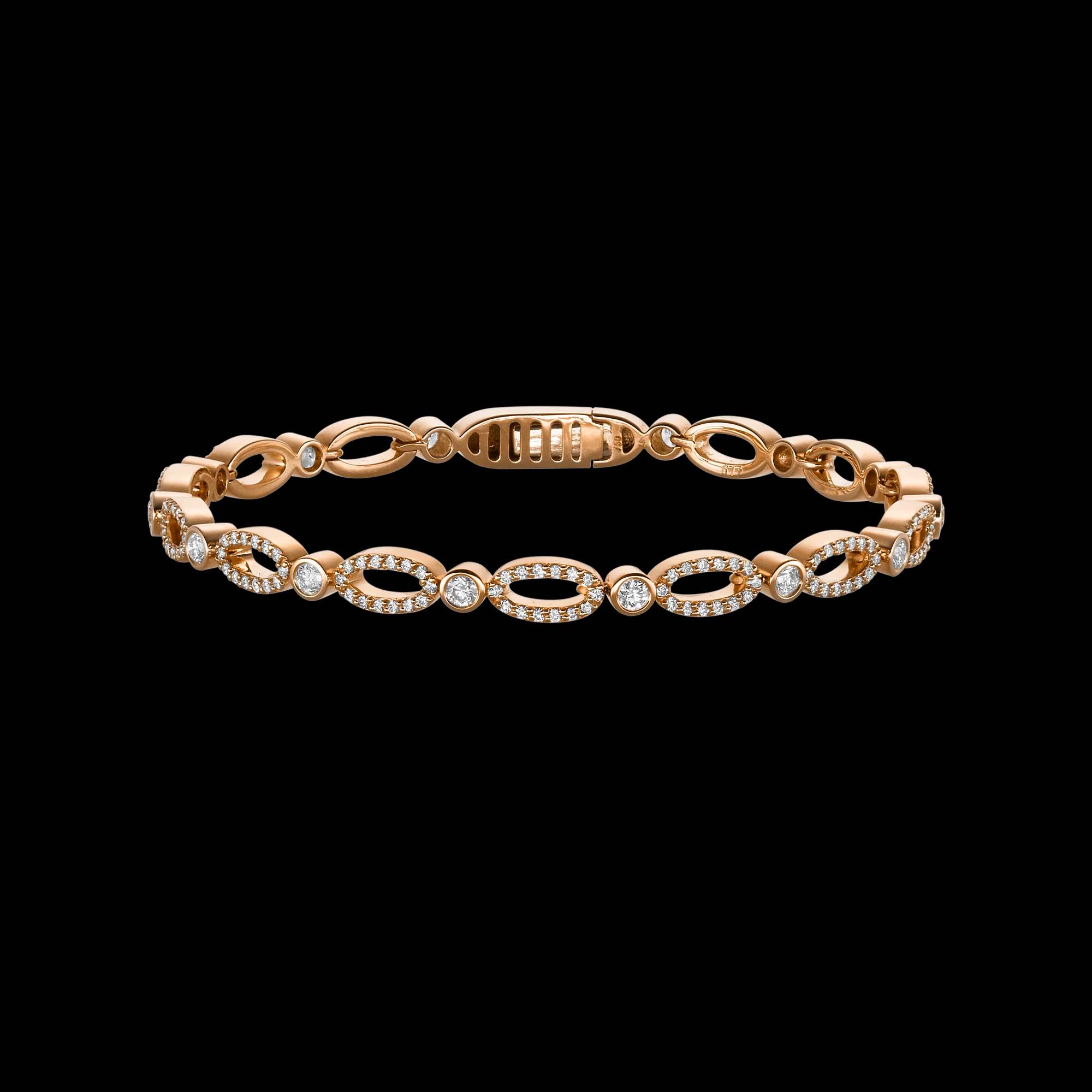 Браслет-цепочка из розового золота с CZ по индивидуальному дизайну идеальна.
