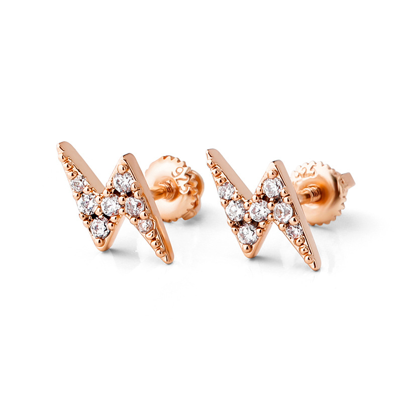 Perhiasan anting CZ custom made terbuat dari perak namun diwarnai dengan rose gold