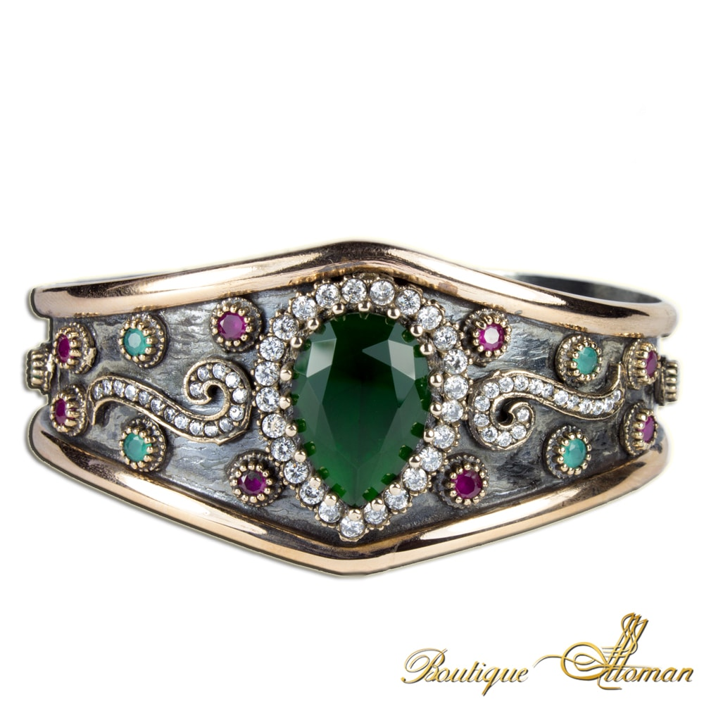 Gioielli OEM/ODM all'ingrosso OEM di gioielli da donna italiani all'ingrosso con design personalizzato di anelli CZ