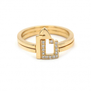 خاتم مصنوع حسب الطلب من أحجار CZ البيضاء مع طلاء من الذهب الأصفر عيار 14 قيراط