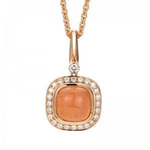 O colar personalizado é feito com atacadista de joias OEM de prata esterlina banhada a ouro rosa