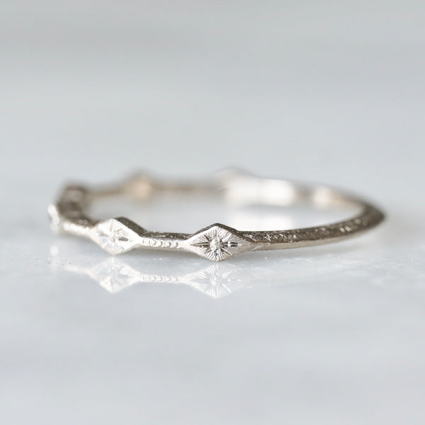 Pasgemaakte rhodiumbedekte 925 sterling silwer ring juwelierswinkels naby my