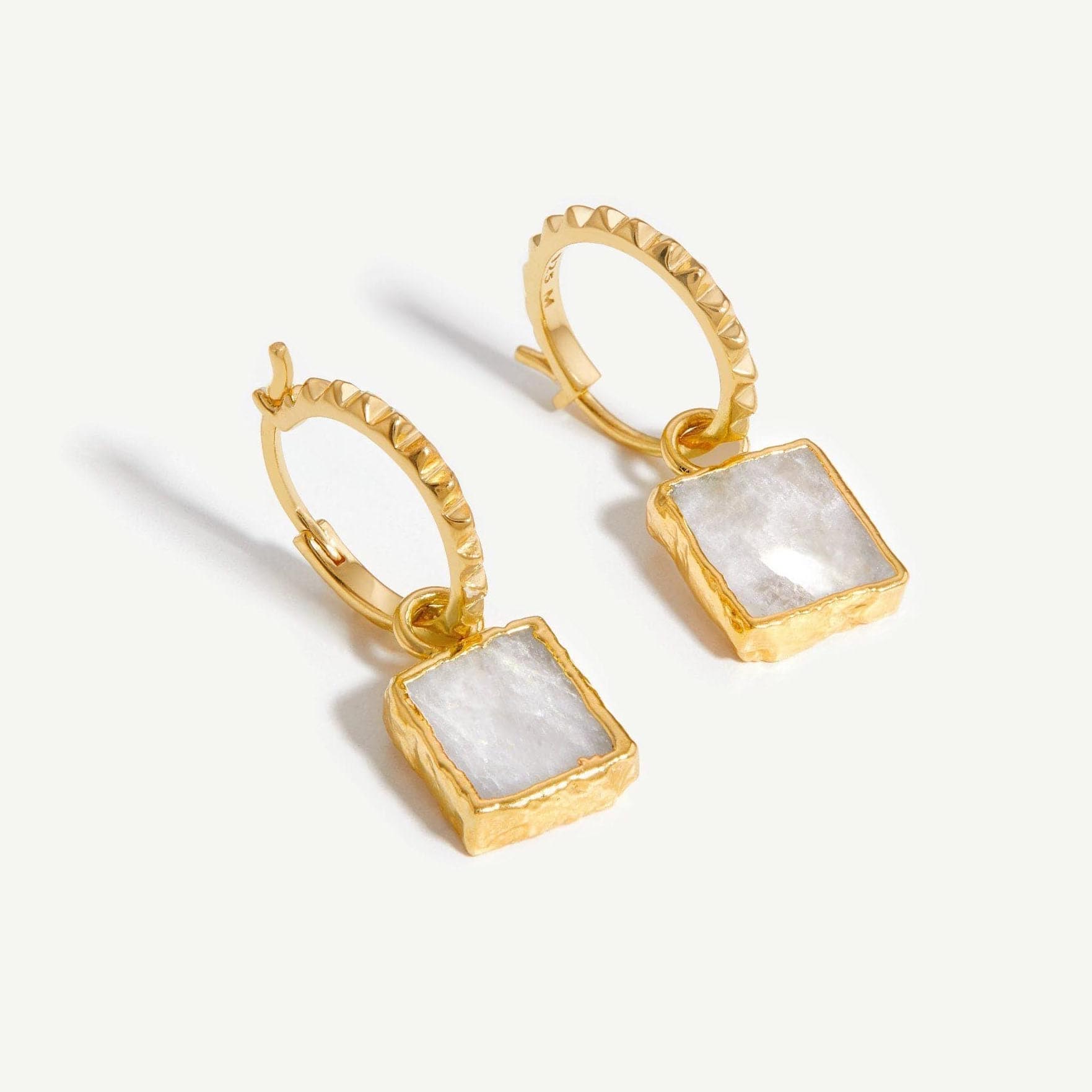 Anpassade smyckestillverkare OEM ODM 925 silverörhängen i 18k guldpläterade