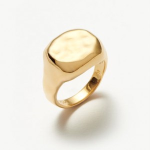 Personaliza tu anillo chapado en oro de 18 quilates con el diseño que prefieras