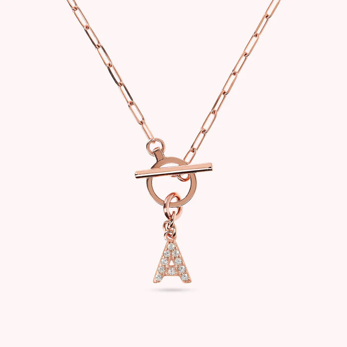 Provide Reference Chain Necklace with Pavé Letter Pendant images and manufacture in JIINGYING