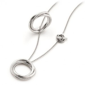 JINGYING é reconhecida como um importante fabricante de joias de colar de prata personalizadas