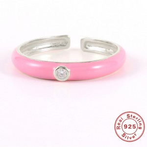 JINGYING se especializa en la creación de hermosas joyas de anillos de plata abiertas con circonita cúbica que gotean de aceite personalizadas