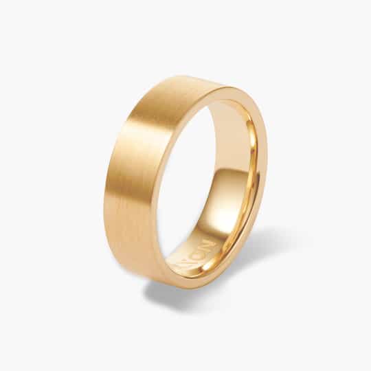 Vervaardig jou pasgemaakte 18k vergulde ring Juweliersware-ontwerpe