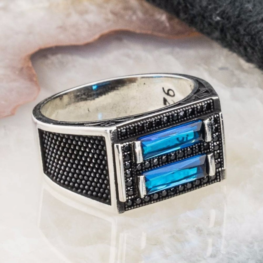 Vânzare cu ridicata pentru bărbați OEM/ODM bijuterii inel de argint Design personalizat Gravat furnizor de bijuterii