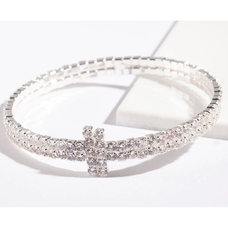 Tillverkare av personliga och anpassade smycken Silver Cubic Zirconia Row T Cuff Armband