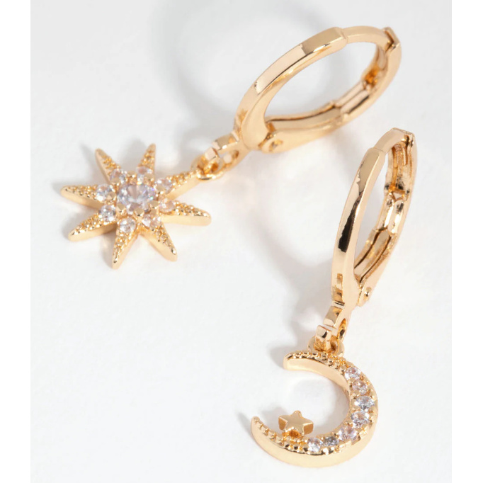 Spersonalizowana biżuteria Złota CZ Niedopasowane kolczyki Celestial Huggie OEM Usługa ODM