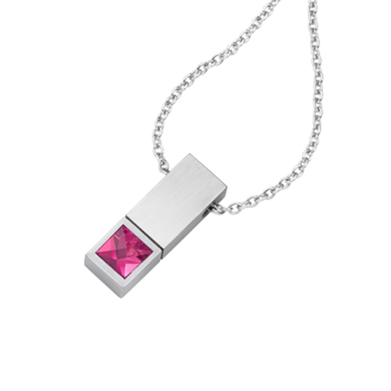 Specialize in customization manufacturing necklace with brass, stainless steel and 925 sterling silver jewellery
