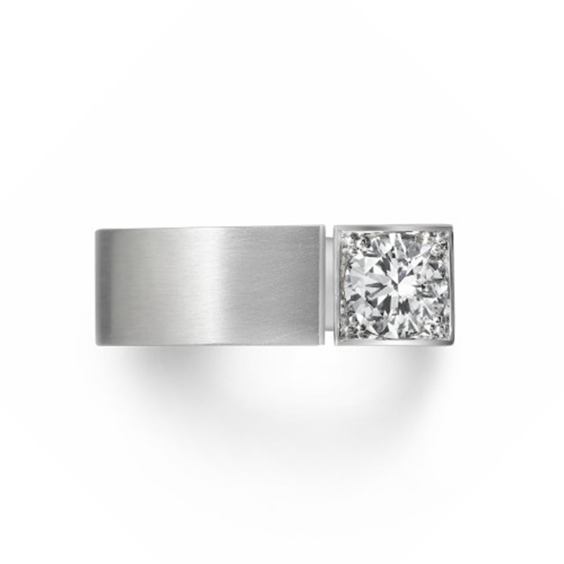 Fournisseur de bijoux en argent sterling pour bague CZ plaquée or rhodium personnalisée