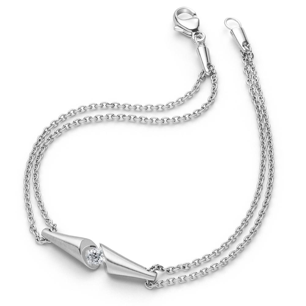 Ce collier en argent CZ OEM/ODM Jewelry est parfait pour les femmes au quotidien.