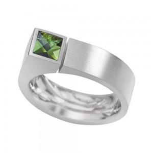 fabricante personalizado de joias de ouro 18k criando seus próprios anéis de prata