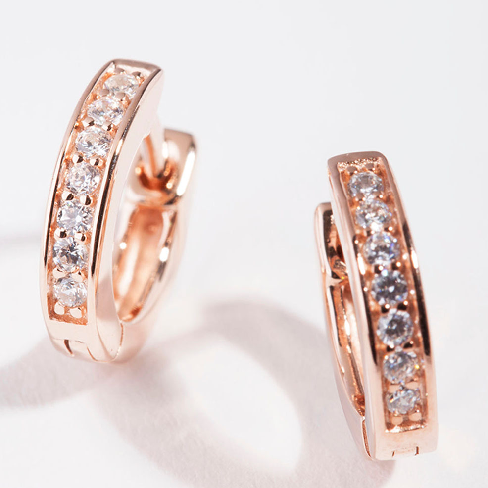 pasgemaakte juweliersware vervaardigers China Real Rose Gold_ Plated Sterling Silver Cubic Zirconia Huggie Oorbelle