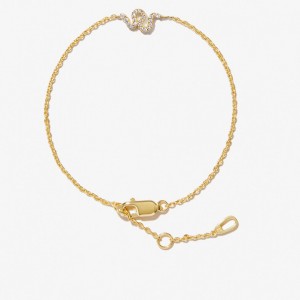 El proveedor de joyería personalizada proporciona una pulsera de plata de serpiente OEM ODM chapada en oro de 18k.