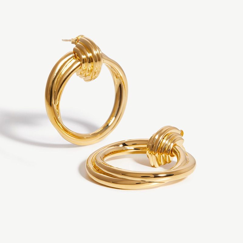 produsen perhiasan yang disesuaikan menyediakan layanan anting-anting perak vermeil emas OEM ODM
