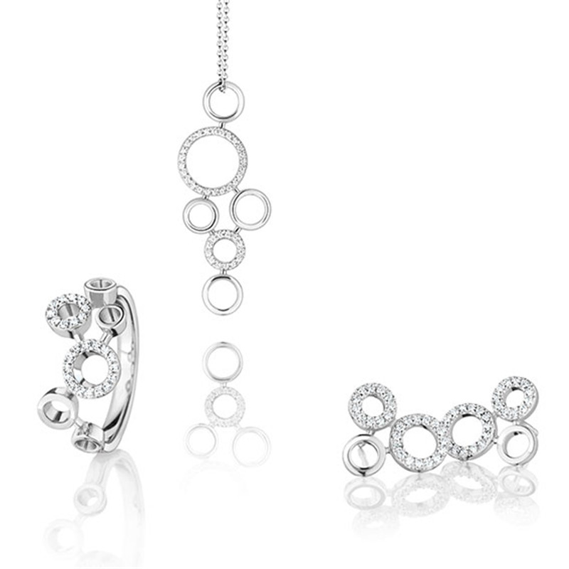 Azienda di marca di gioielli anello, bracciale, collana in argento con zirconi cubici su misura