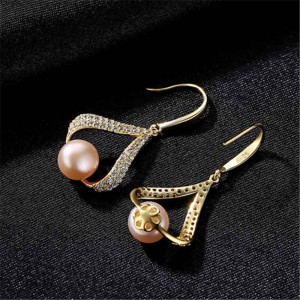 Machen Sie ein paar maßgeschneiderte CZ-Perlen vergoldete Ohrringe OEM-ODM-Schmuckhersteller