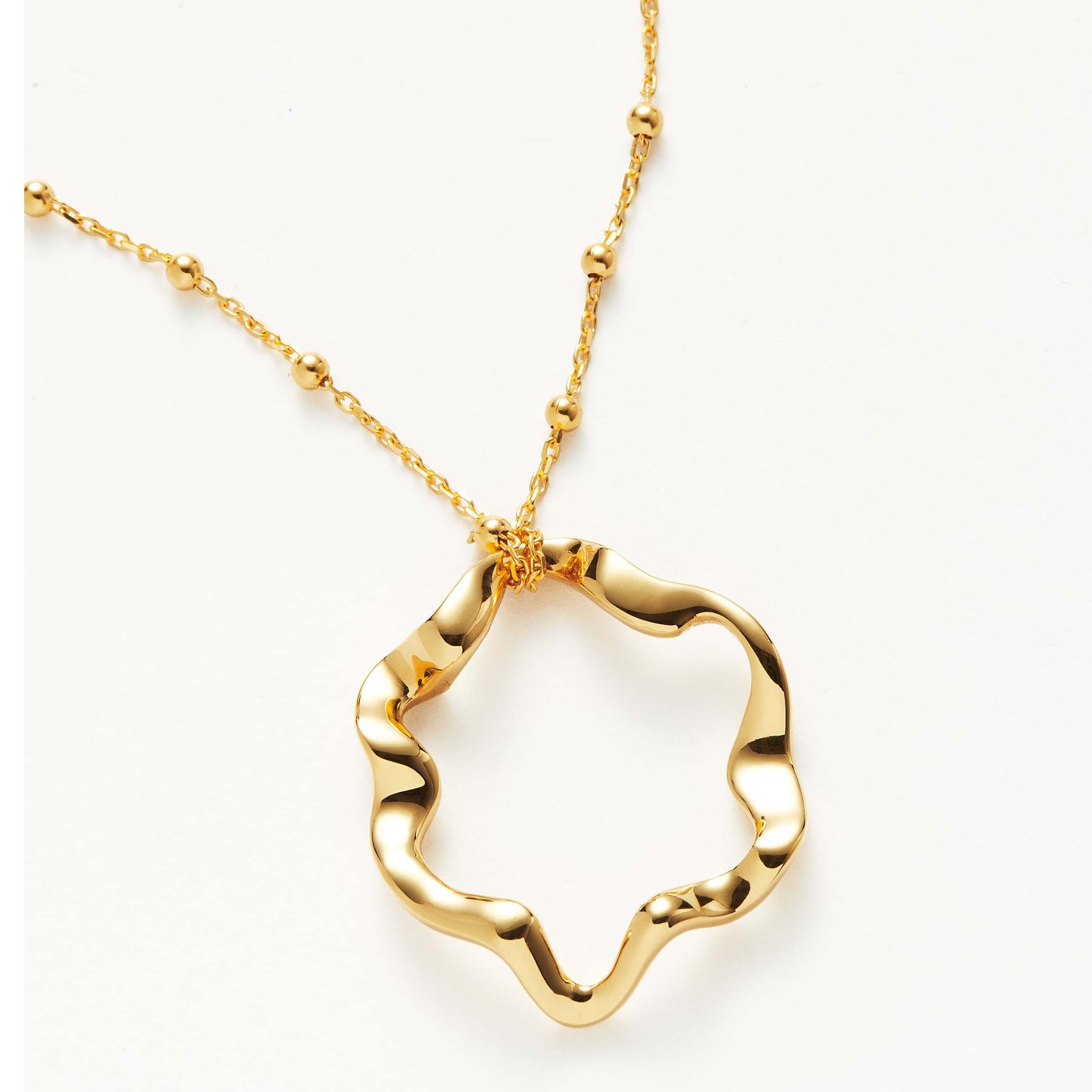 ожерелья-подвески с волнистой линией из 18-каратного золота от производителя ювелирных изделий