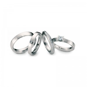 Joyería personalizada al por mayor, diseñe su logotipo en anillos.